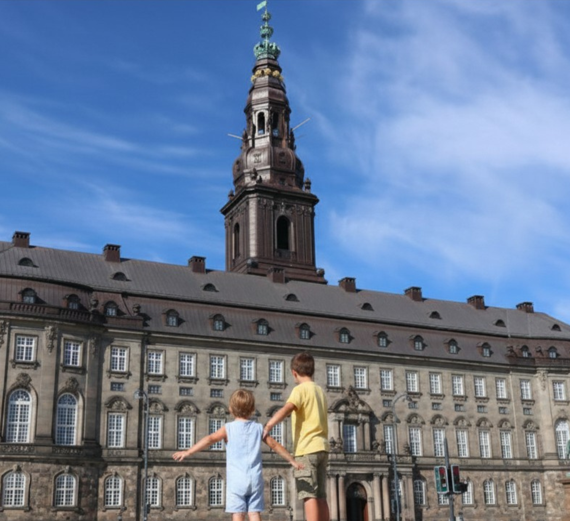 Pressemeddelelse: Nyt regeringsgrundlag viser, at mange års forældrekamp virker